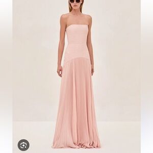 Pink Alexis Sunnivia gown